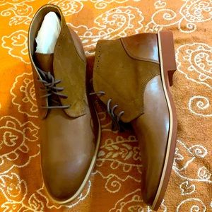 Men’s suede and leather boot brown , new Dress